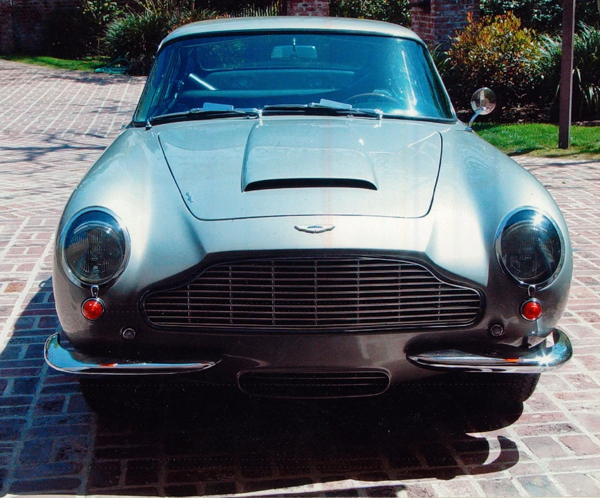 1966 Aston Martin DB6 Vantage - Image 2 of 7