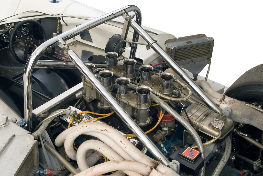 Lola T70 - Image 2 of 6