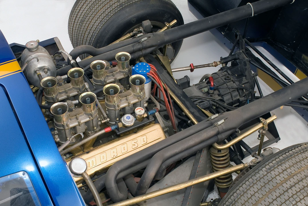 Lola T70 - Image 3 of 4
