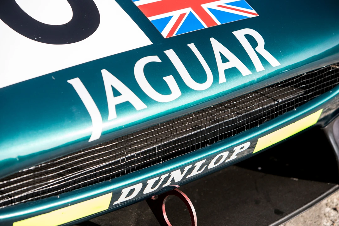 1993 Jaguar XJ220 - Image 9 of 31