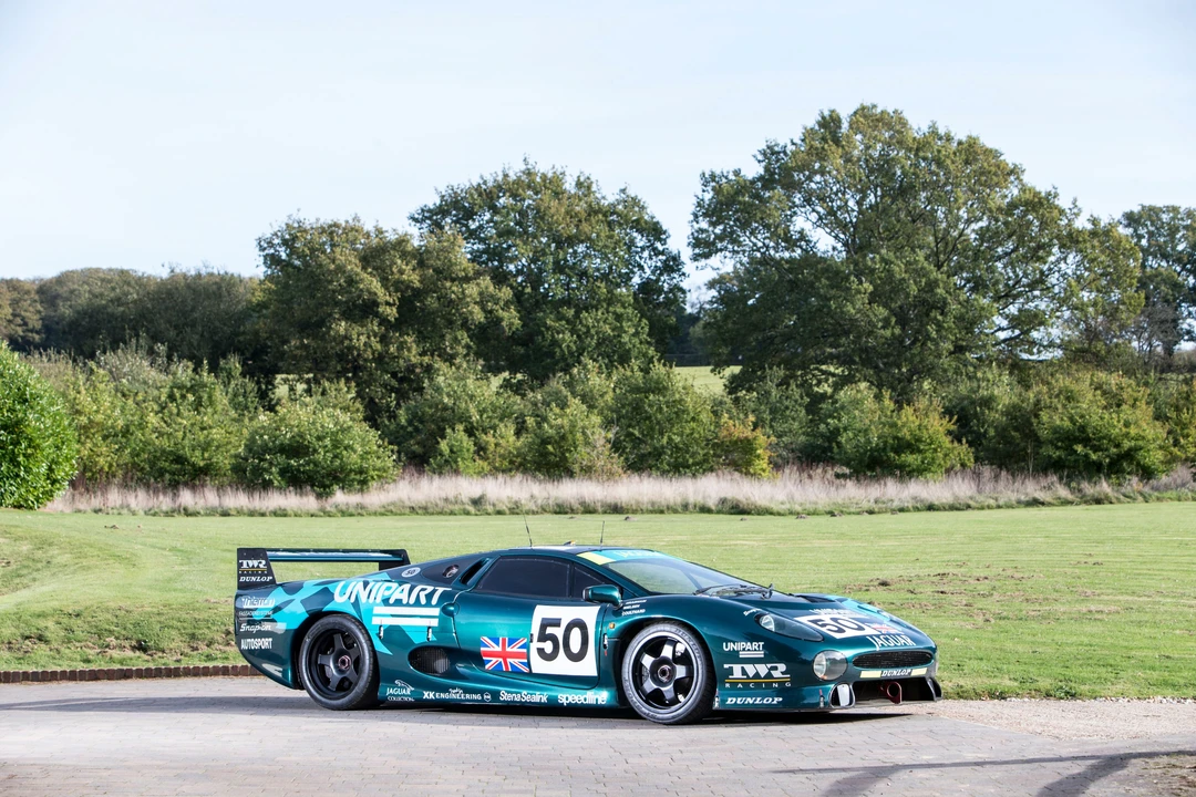 1993 Jaguar XJ220 - Image 7 of 31