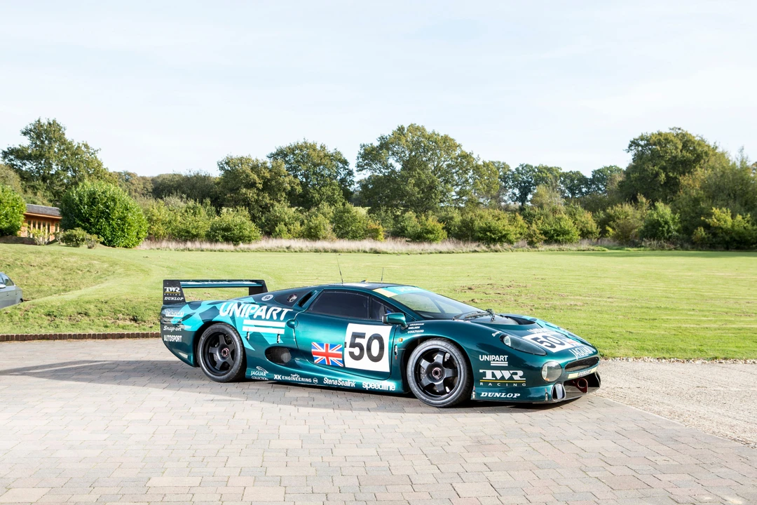 1993 Jaguar XJ220 - Image 14 of 31