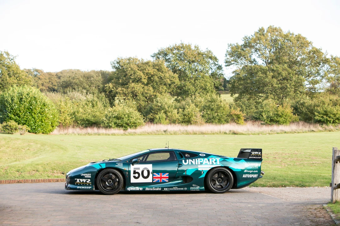 1993 Jaguar XJ220 - Image 4 of 31