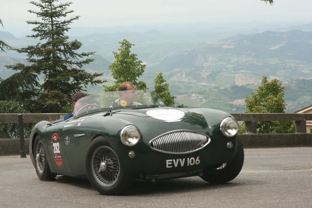 1955 Austin-Healey 100 - Image 3 of 31