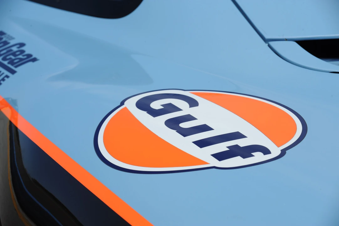 1997 McLaren F1 - Image 25 of 31