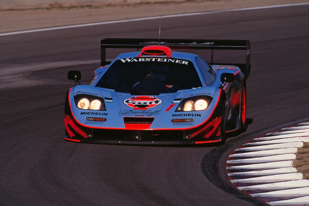 1997 McLaren F1 - Image 29 of 31