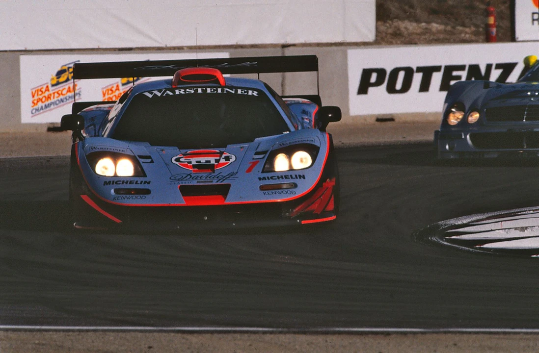 1997 McLaren F1 - Image 30 of 31