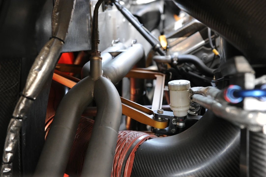 1997 McLaren F1 - Image 8 of 31