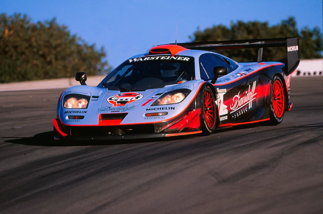 1997 McLaren F1 - Image 31 of 31