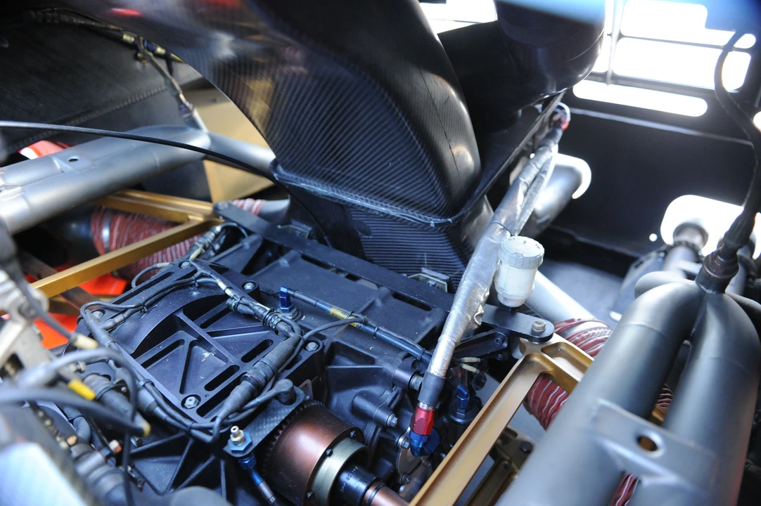 1997 McLaren F1 - Image 7 of 31