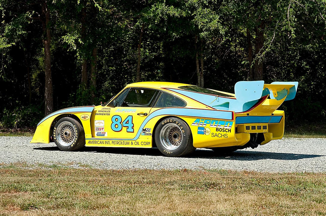 Porsche 934 & 935 - Image 11 of 11
