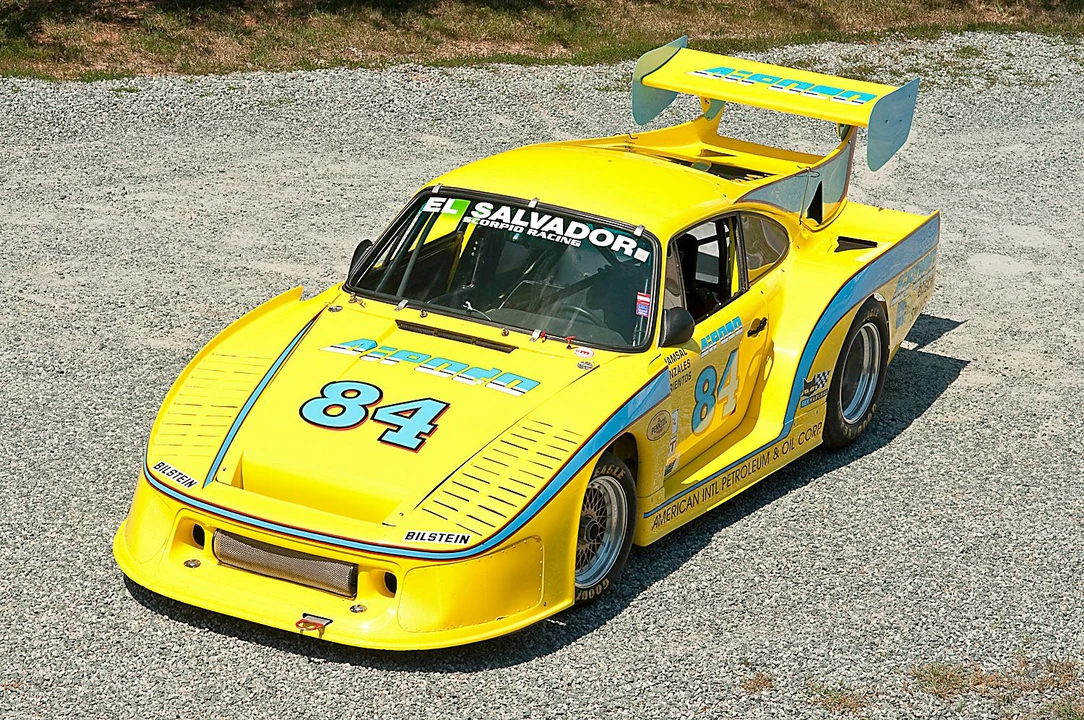 Porsche 934 & 935 - Image 6 of 11