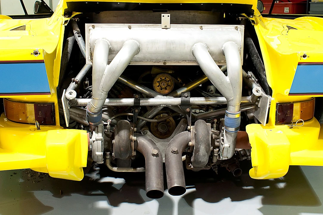 Porsche 934 & 935 - Image 3 of 11