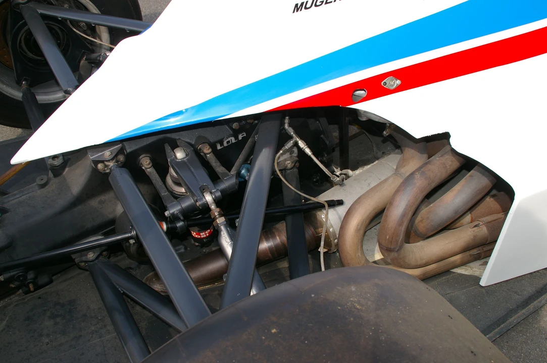 1991 Lola - Image 2 of 5