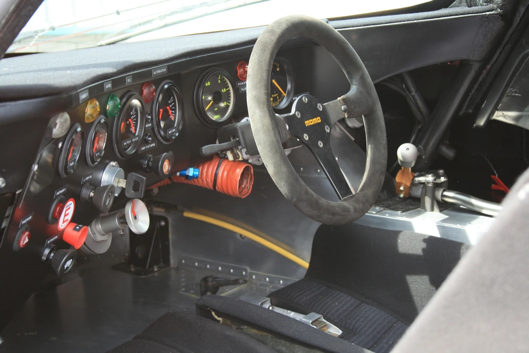 Porsche 956 & 962 - Image 8 of 15