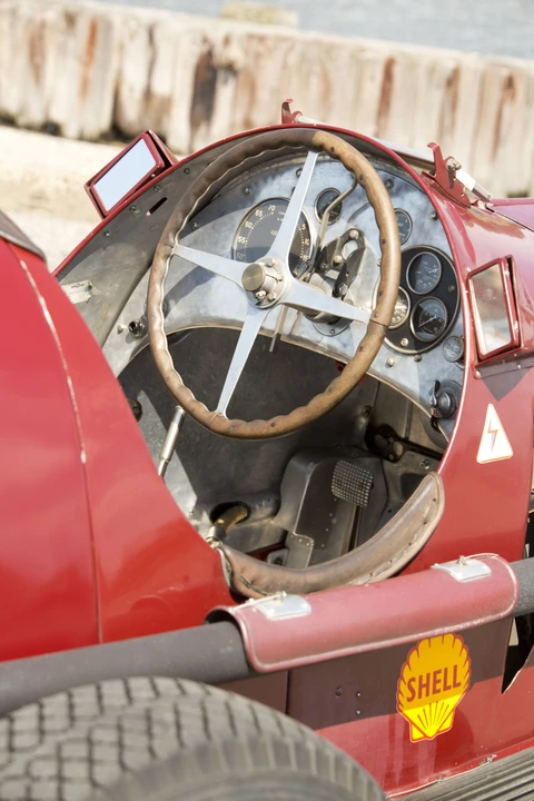 Alfa Romeo 8C - Image 6 of 31