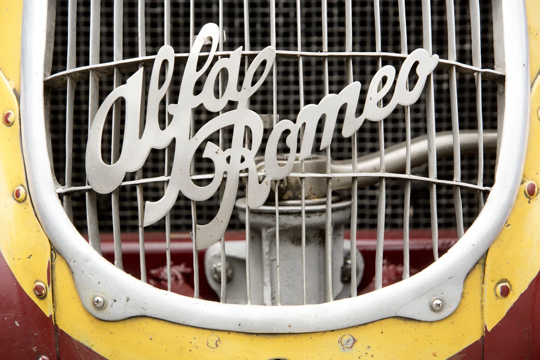 Alfa Romeo 8C - Image 22 of 31