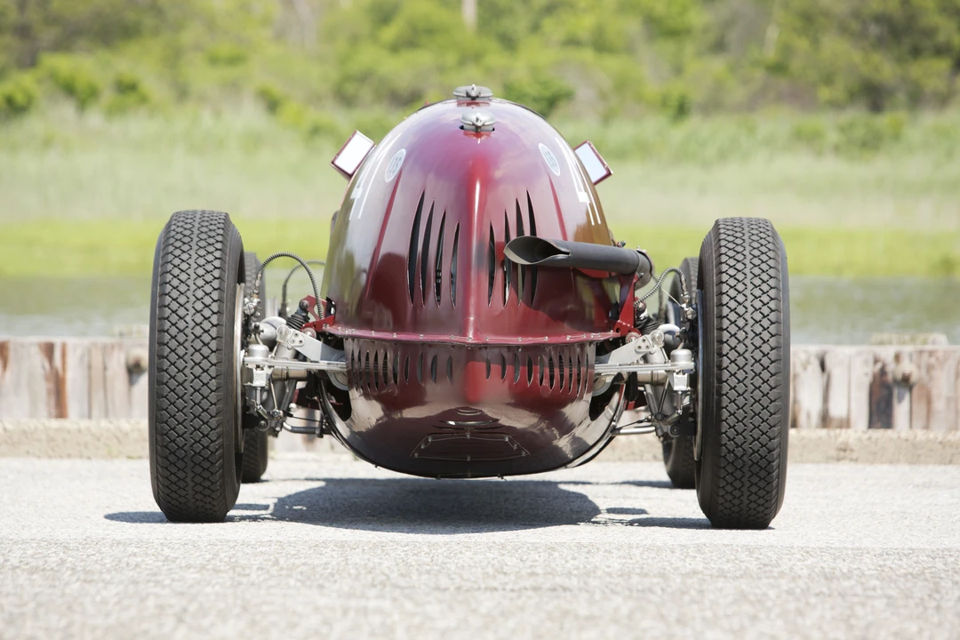 Alfa Romeo 8C - Image 27 of 31