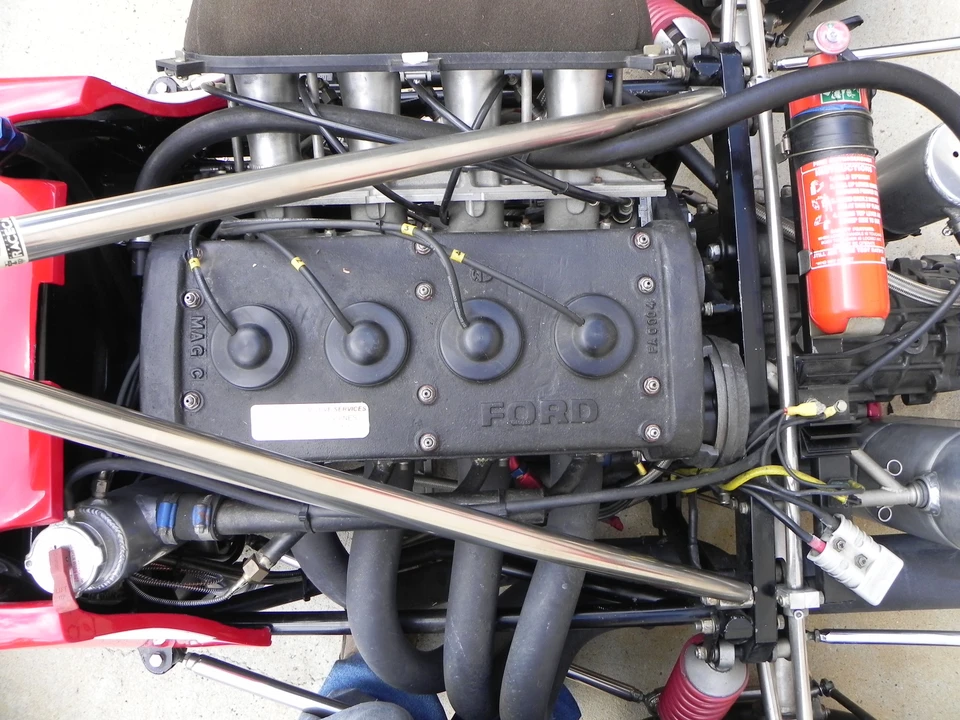 1972 Chevron - Image 21 of 31