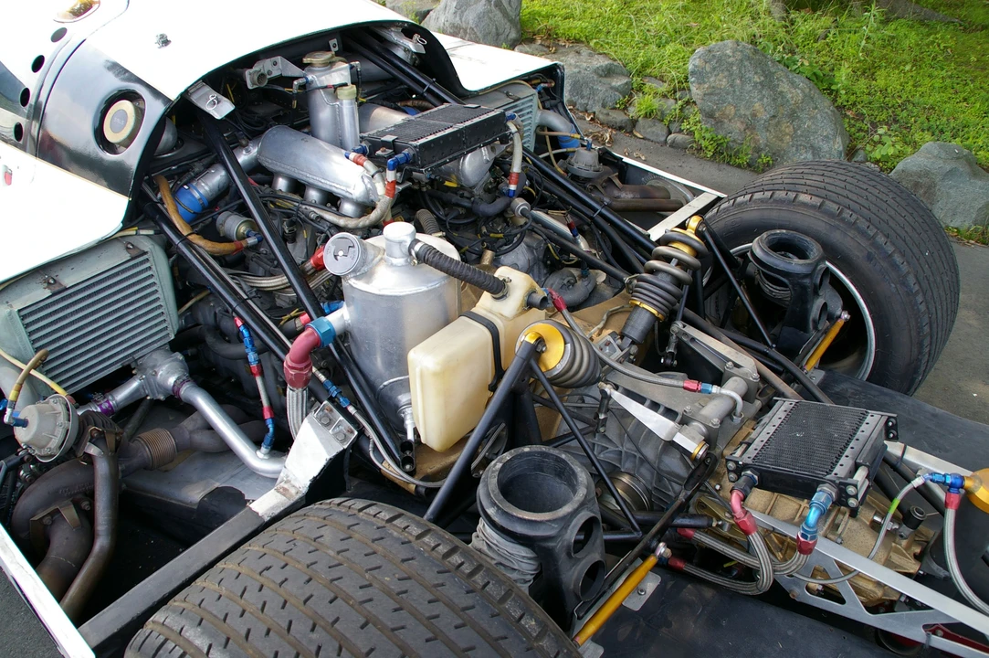 Porsche 956 & 962 - Image 4 of 12