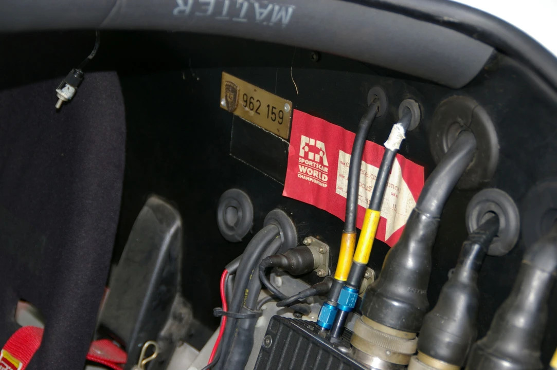 Porsche 956 & 962 - Image 8 of 12
