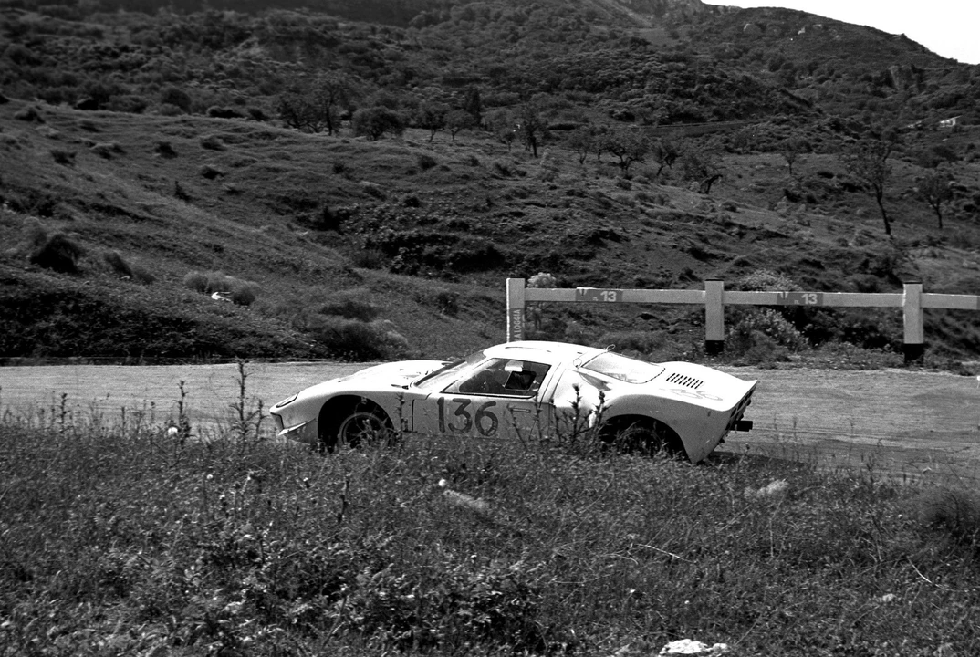 Ford GT40 - Image 9 of 10