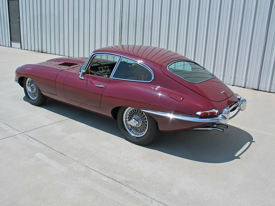 1961 Jaguar E-Type Series 1 - Image 6 of 14