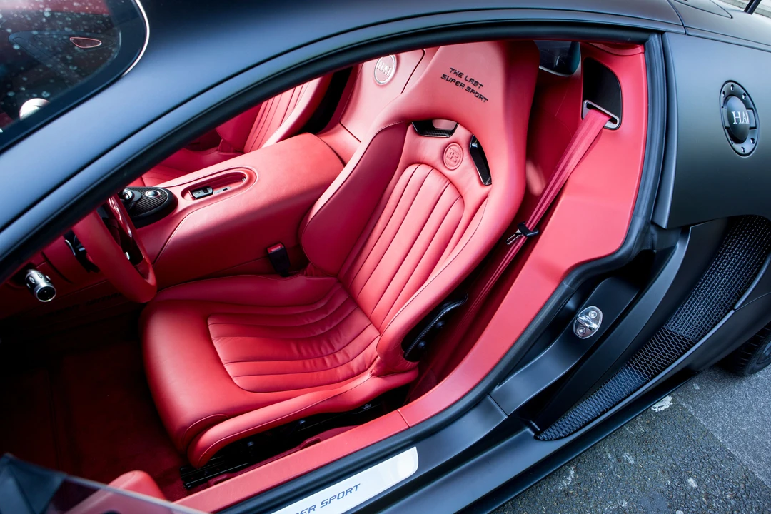 2012 Bugatti Veyron Super Sport - Image 20 of 31