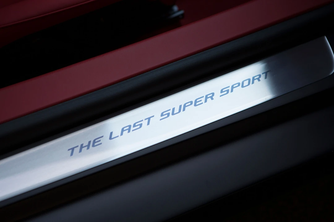 2012 Bugatti Veyron Super Sport - Image 30 of 31