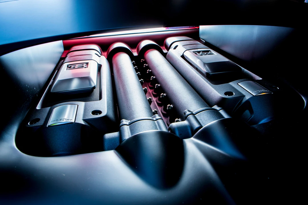 2012 Bugatti Veyron Super Sport - Image 19 of 31