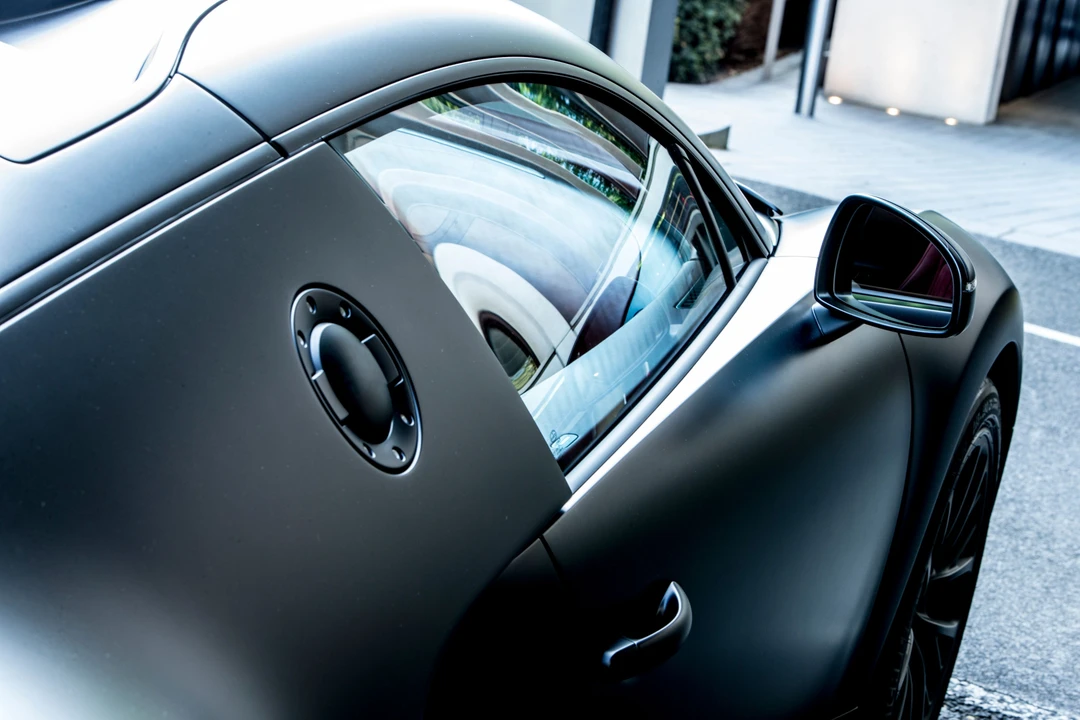 2012 Bugatti Veyron Super Sport - Image 10 of 31