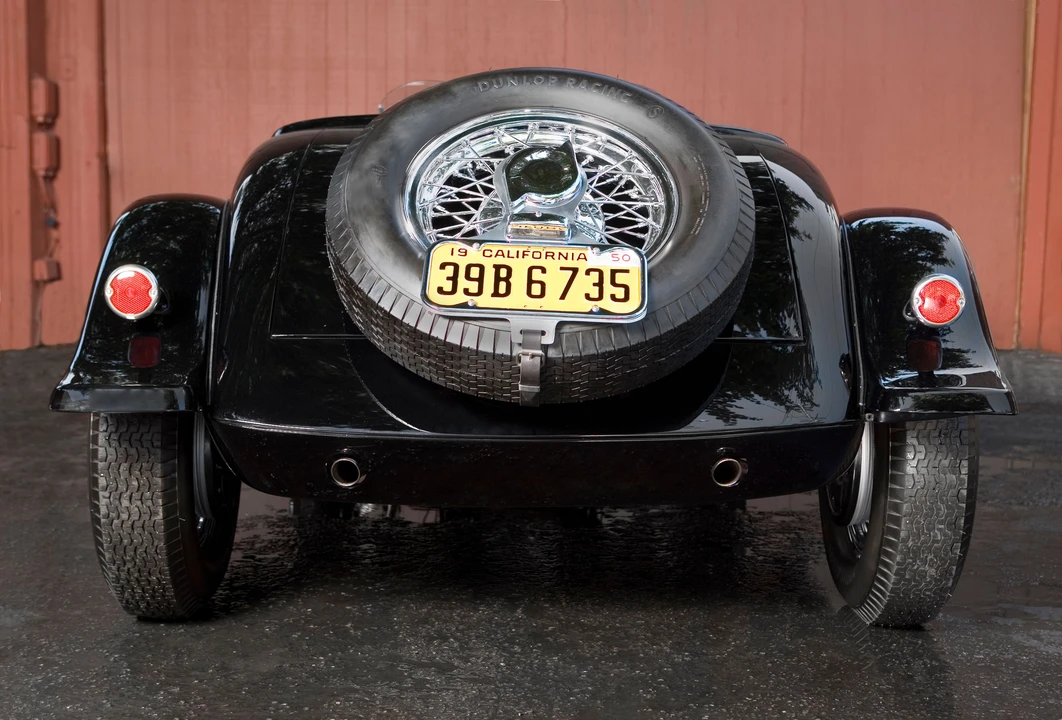 1933 Ford Hot Rod - Image 2 of 8