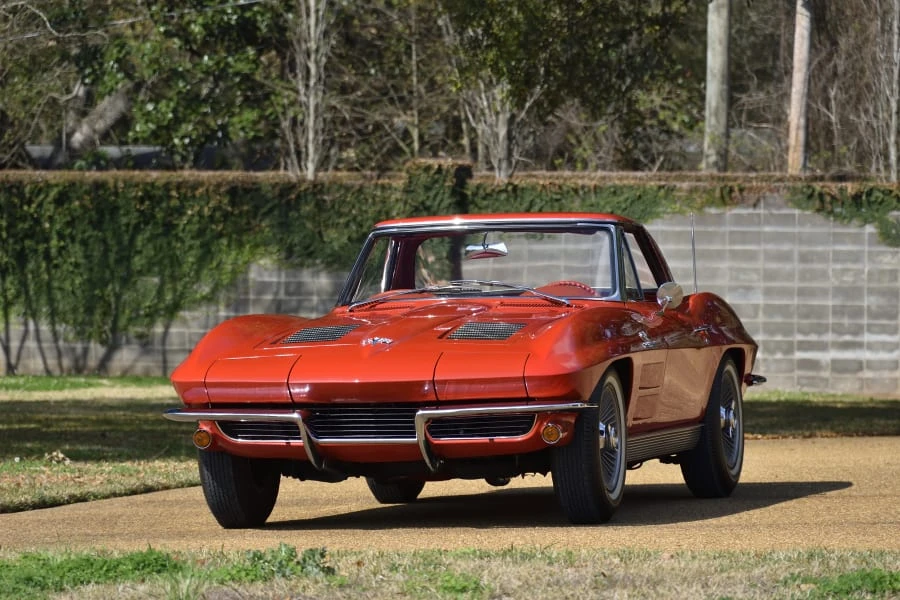 Chevrolet Corvette C2 - Image 29 of 31
