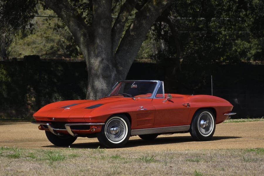 Chevrolet Corvette C2 - Image 24 of 31