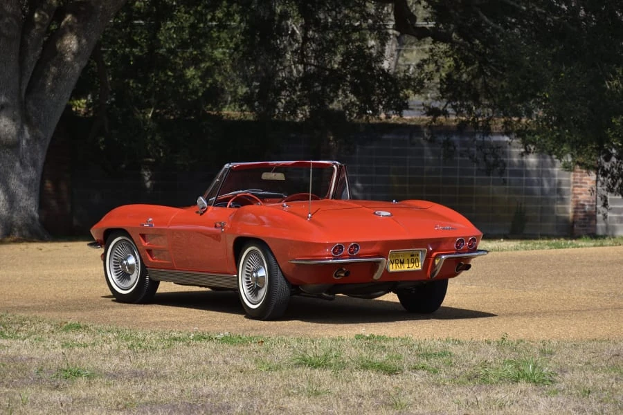 Chevrolet Corvette C2 - Image 23 of 31