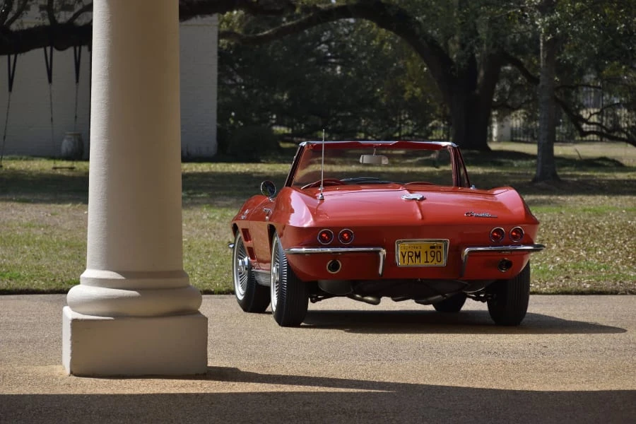 Chevrolet Corvette C2 - Image 30 of 31