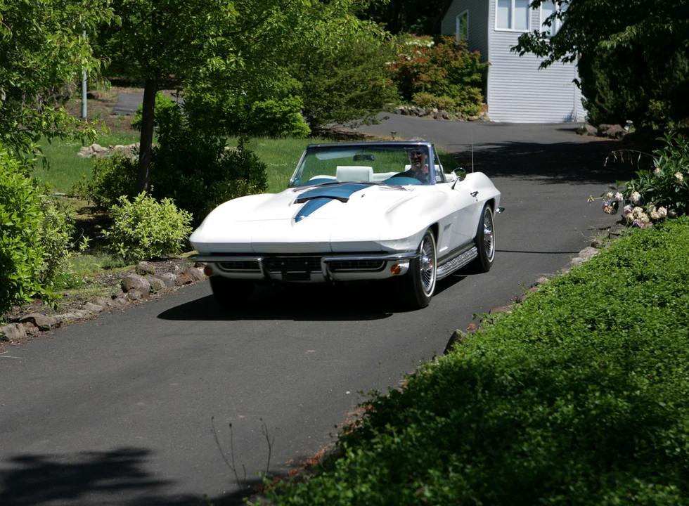 1967 Chevrolet Corvette C2 - Image 2 of 8