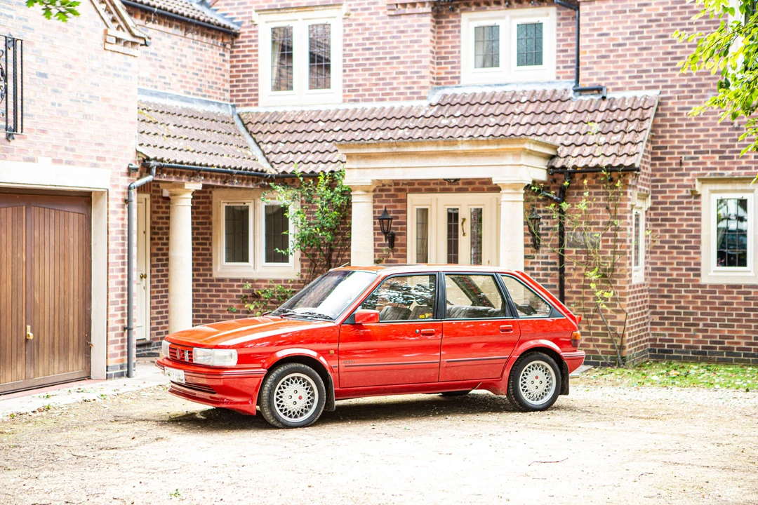 1989 MG - Image 2 of 10