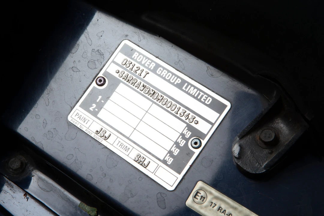 1995 MG RV8 - Image 4 of 15