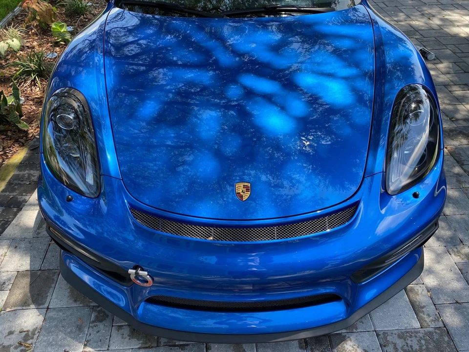 2016 Porsche 981 Cayman GT4 - Image 2 of 26