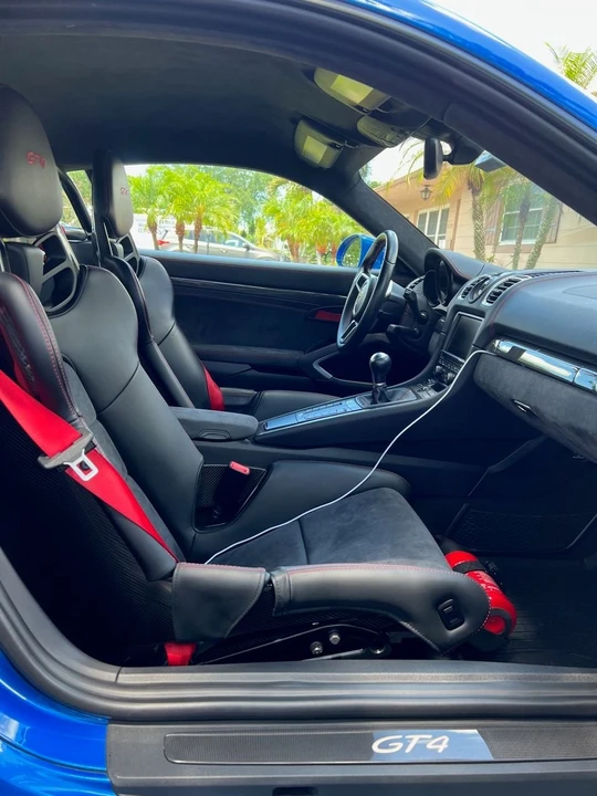2016 Porsche 981 Cayman GT4 - Image 15 of 26