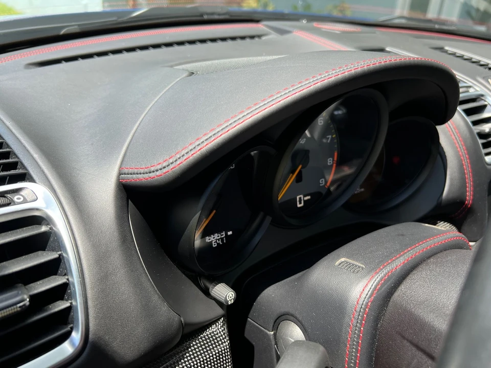 2016 Porsche 981 Cayman GT4 - Image 19 of 26