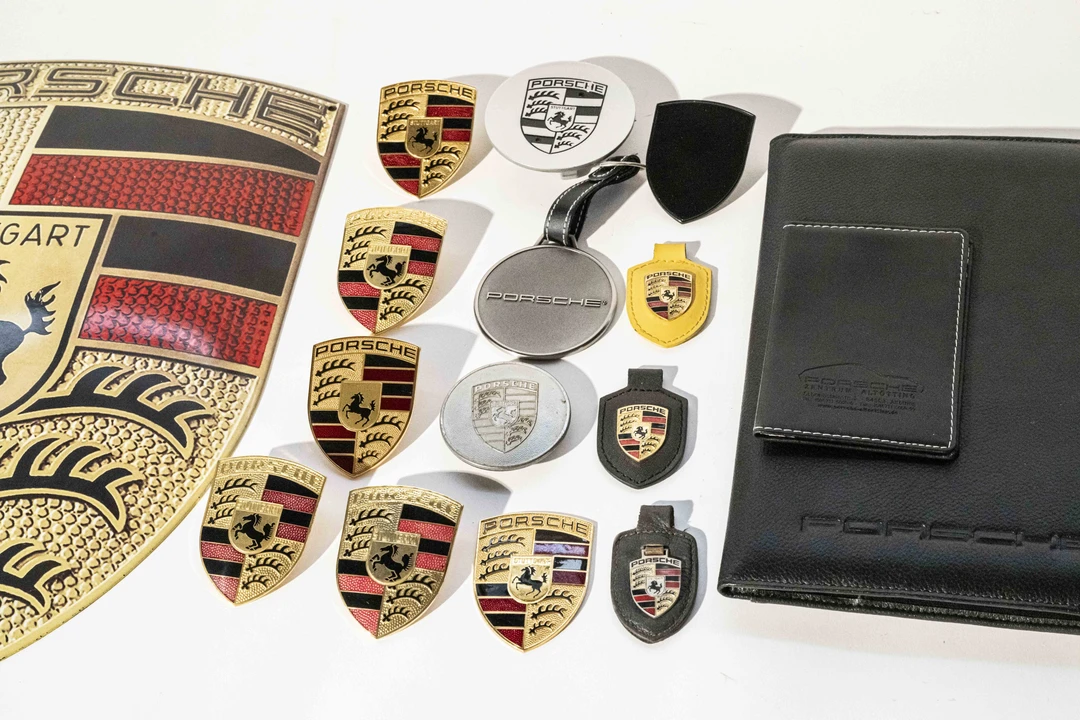 0 Porsche - Image 15 of 28