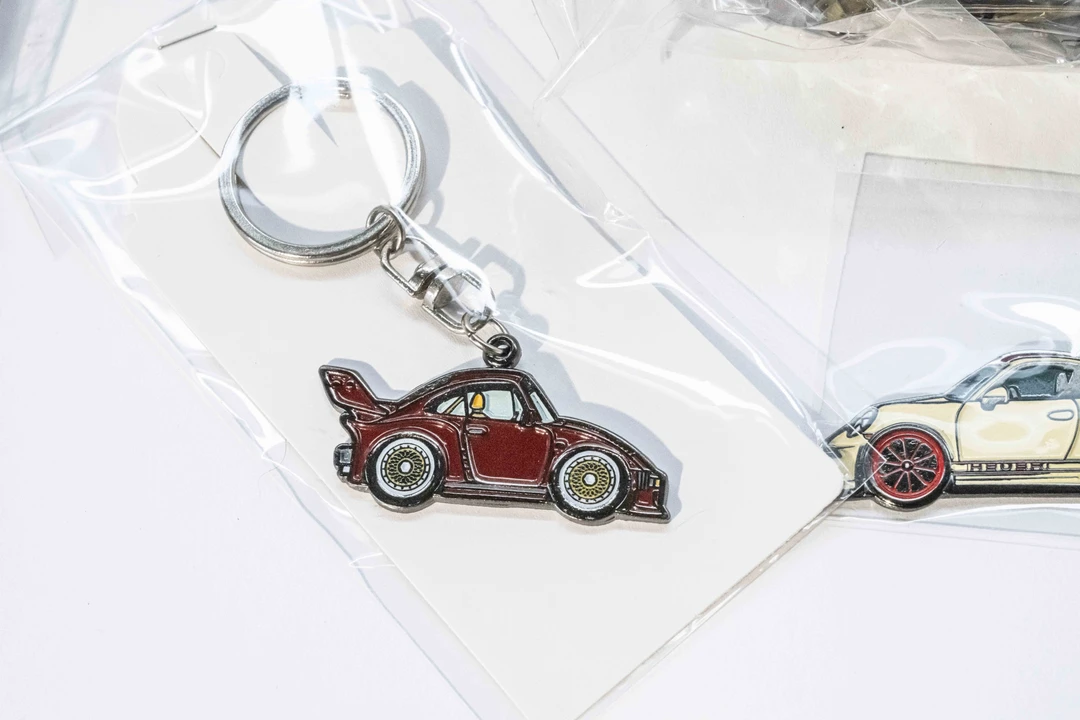 0 Porsche - Image 10 of 28