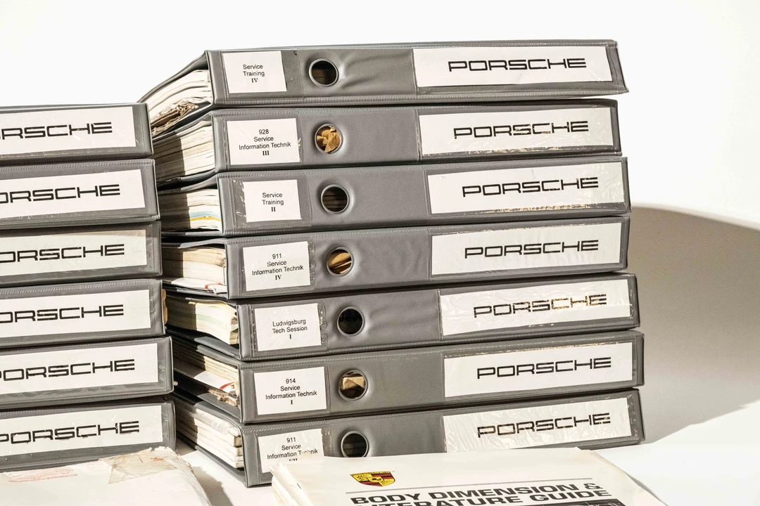 9999 Porsche - Image 25 of 31