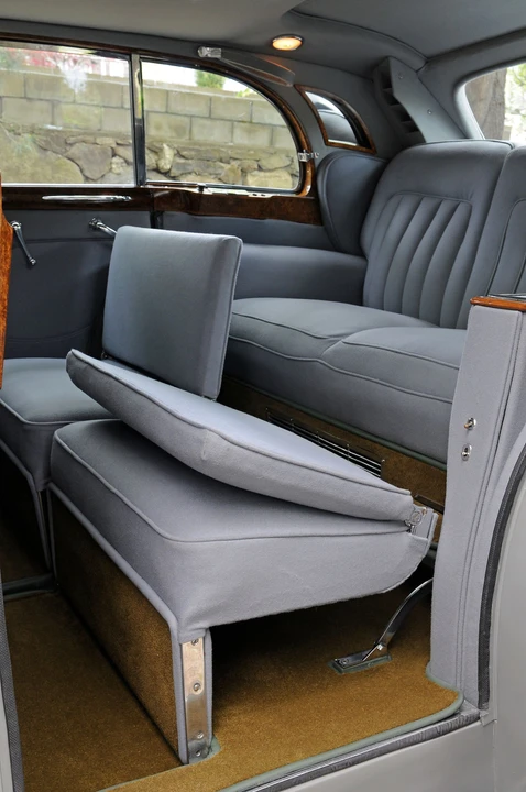 1958 Rolls-Royce Silver Wraith I - Image 5 of 12