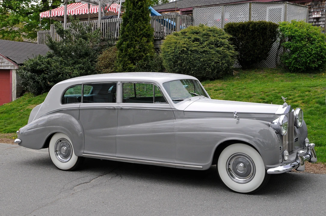 1958 Rolls-Royce Silver Wraith I - Image 9 of 12