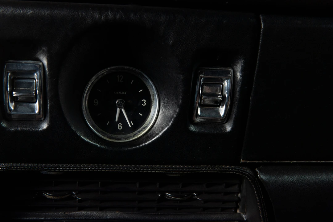 1971 Aston Martin DBS V8 - Image 11 of 31
