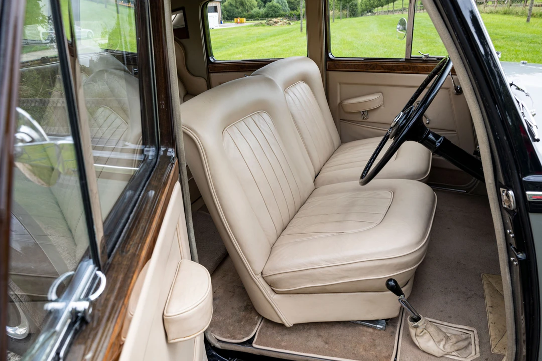 1954 Rolls-Royce Silver Dawn - Image 24 of 31