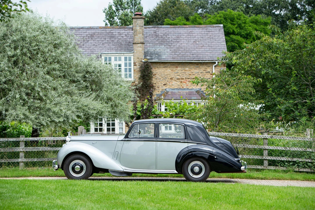 1954 Rolls-Royce Silver Dawn - Image 17 of 31